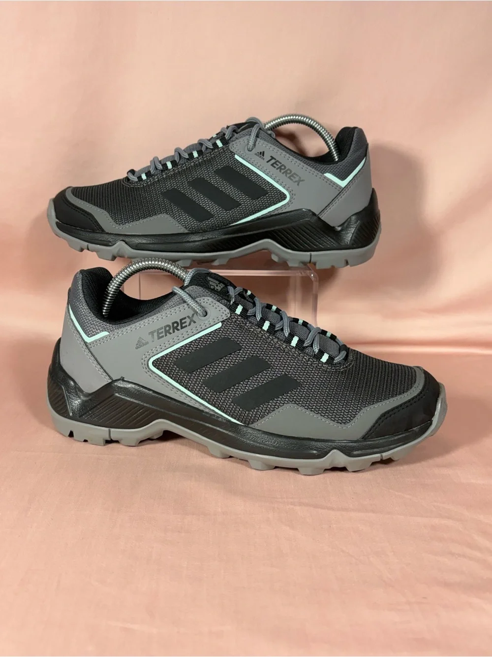 Adidas Terrex Eastrail W's Grey Traxion Hiking Shoes (EE6566) SZ 8 (LIKE NEW)